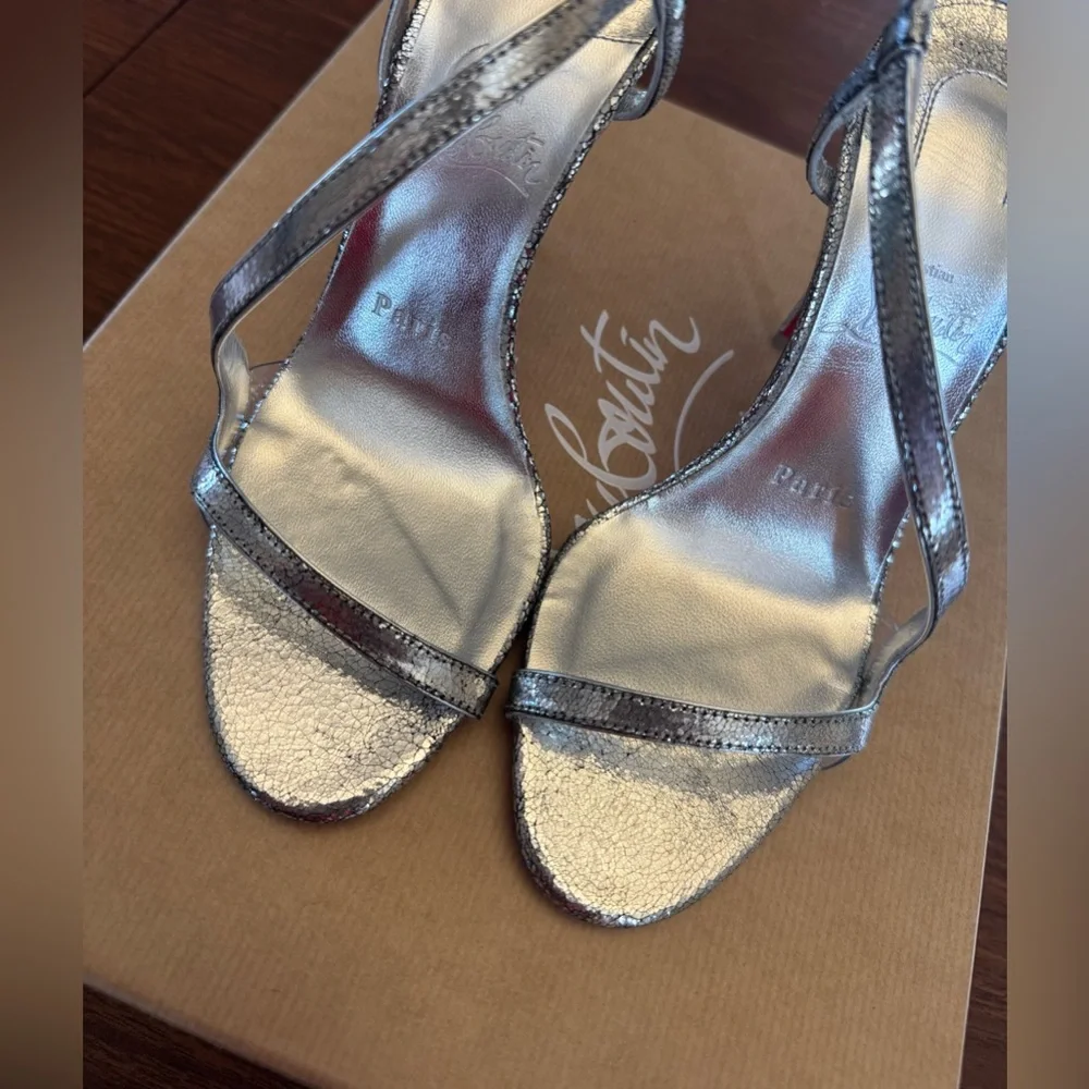 Christian Louboutin Rosalie 100 Leather Sandals - Picture 4 of 10